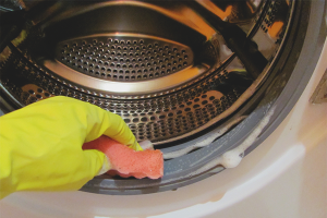 How to clean a washing machine