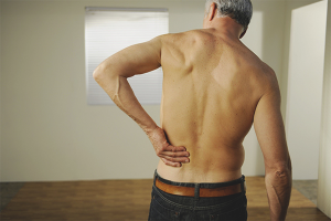 How to treat a lumbar spinal hernia