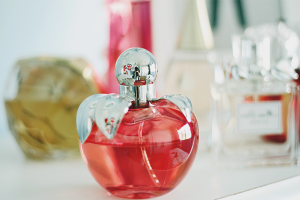 How to distinguish real perfumes from fakes