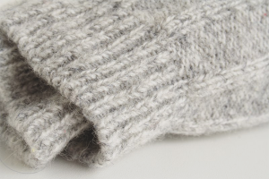 How to bleach a woolen thing