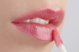 How to make lip gloss