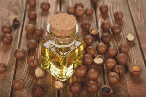 Macadamia oil for hair