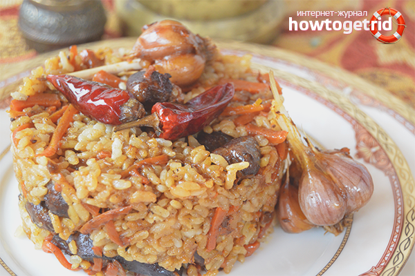 Pilaw mit Hühnerherzen in einem langsamen Kocher