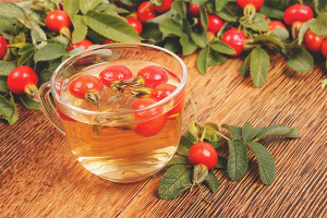 The benefits and harms of a rosehip broth