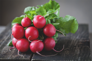 The benefits and harms of radishes