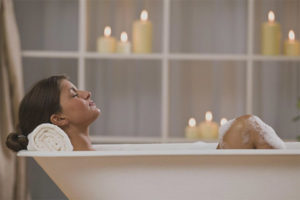 Is it possible to take a bath during menstruation