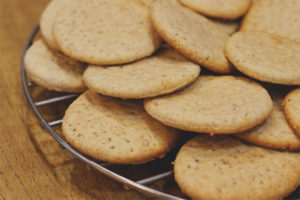 The benefits and harms of biscuit cookies