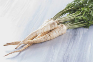 Medicinal properties and contraindications of parsley root
