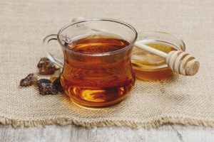 The benefits and harms of tea with honey