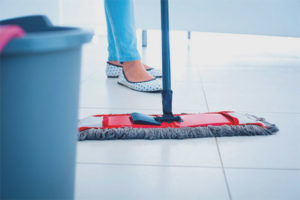 Is it possible to wash floors during pregnancy?